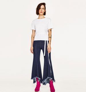 jeans a zampa di Zara , costo 49.95 euro 